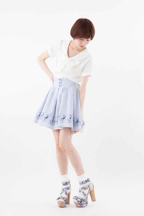 美少女戦士セーラームーンCrystalオリジナル柄ストライプスカート