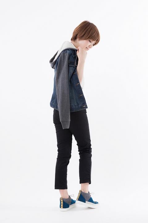 ロイ・マスタングモデルスニーカー スニーカー 鋼の錬金術師