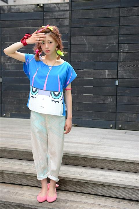 ストッキングのフェイスアップTシャツ