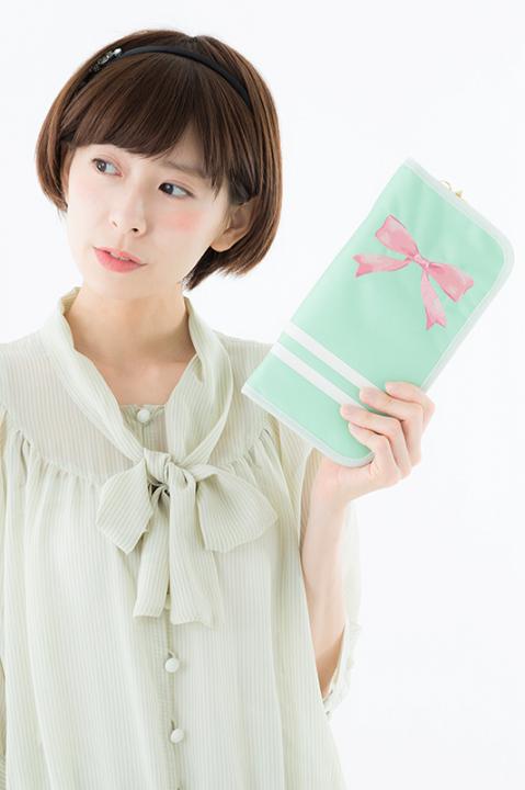 美少女戦士セーラームーン　パスポートケース　セーラージュピターモデル　ポーチ