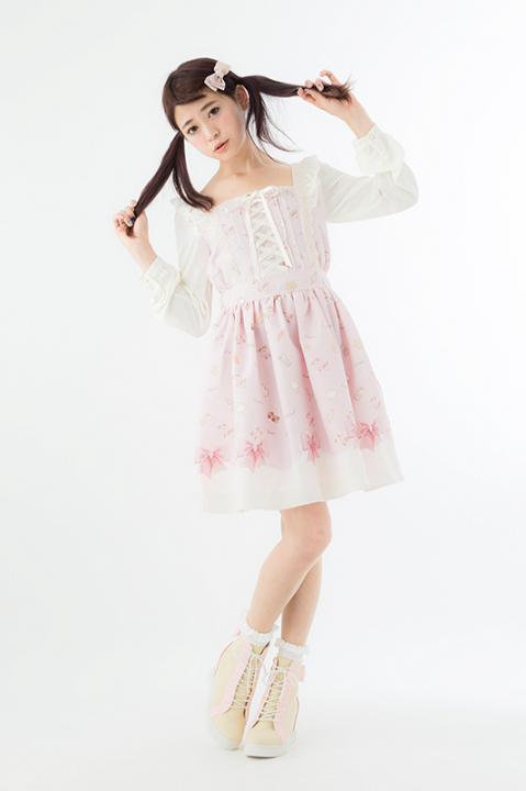 鹿目まどかモデルインヒールスニーカー 魔法少女まどか☆マギカ