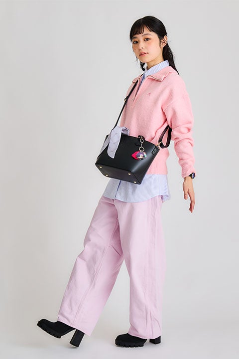 Krisis、ユウ Q ウィルソン、ベンタクロウ ブリンガー、ヴェザリウス バンデージ モデル 2wayハンドバッグ、腕時計、スマホストラップ＆フォンタブ、キーチャーム NIJISANJI EN