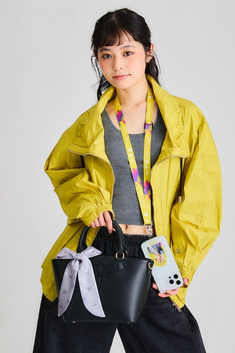 Krisis、ユウ Q ウィルソン、ベンタクロウ ブリンガー、ヴェザリウス バンデージ モデル 2wayハンドバッグ、腕時計、スマホストラップ＆フォンタブ、キーチャーム NIJISANJI EN