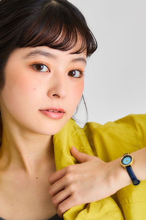 Krisis、ユウ Q ウィルソン、ベンタクロウ ブリンガー、ヴェザリウス バンデージ モデル 2wayハンドバッグ、腕時計、スマホストラップ＆フォンタブ、キーチャーム NIJISANJI EN