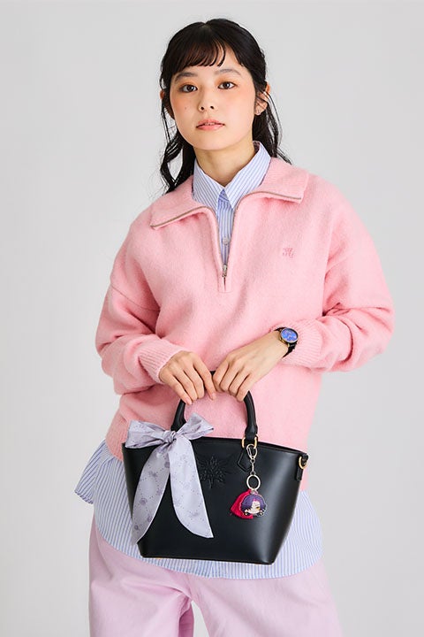 Krisis、ユウ Q ウィルソン、ベンタクロウ ブリンガー、ヴェザリウス バンデージ モデル 2wayハンドバッグ、腕時計、スマホストラップ＆フォンタブ、キーチャーム NIJISANJI EN