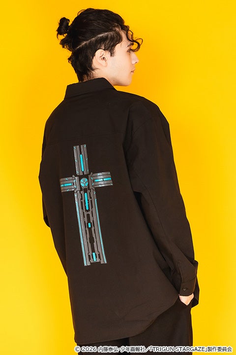 ヴァッシュ・ザ・スタンピード、ニコラス・D・ウルフウッド モデル ロングスリーブTシャツ＆バッグ＆シャツ＆マルチポーチ TRIGUN STARGAZE トライガン・スターゲイズ