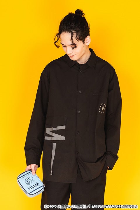 ヴァッシュ・ザ・スタンピード、ニコラス・D・ウルフウッド モデル ロングスリーブTシャツ＆バッグ＆シャツ＆マルチポーチ TRIGUN STARGAZE トライガン・スターゲイズ