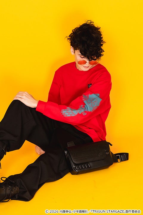 ヴァッシュ・ザ・スタンピード、ニコラス・D・ウルフウッド モデル ロングスリーブTシャツ＆バッグ＆シャツ＆マルチポーチ TRIGUN STARGAZE トライガン・スターゲイズ