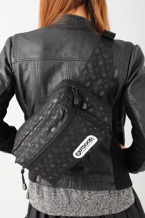 ジョジョの奇妙な冒険×OUTDOOR　デイパック　トートバッグ　ウエストバッグ　ジョジョの奇妙な冒険