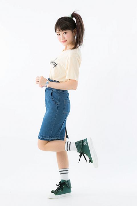 六年生 モデル　スニーカー 靴 忍たま乱太郎