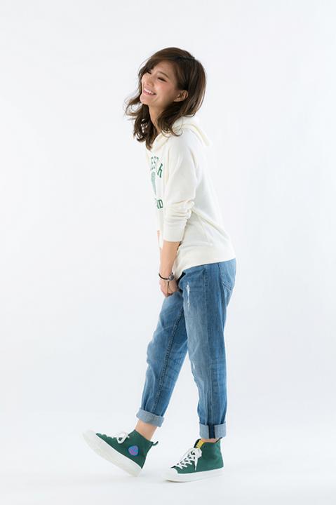 石田ヤマト モデル　スニーカー 靴 デジモンアドベンチャー