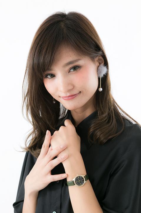 鶯丸 モデル　オリーブグリーンベルト ブラックベルト リストウォッチ 腕時計 刀剣乱舞-ONLINE-