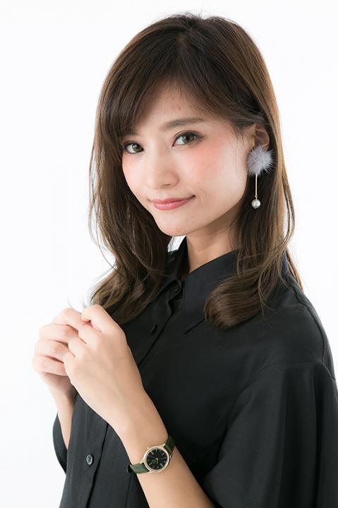 鶯丸 モデル　オリーブグリーンベルト ブラックベルト リストウォッチ 腕時計 刀剣乱舞-ONLINE-