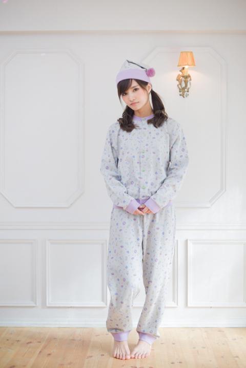 一松 モデル　パジャマ ルームウェア おそ松さん