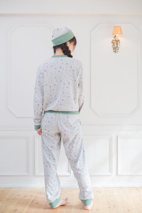 チョロ松 モデル　パジャマ ルームウェア おそ松さん