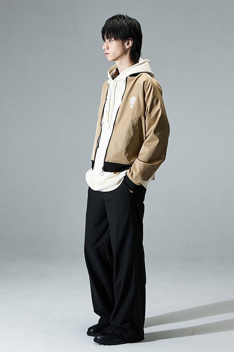 黒崎一護 モデル アウター＆ボディバッグ＆キャップ、平子真子 モデル アウター BLEACH 千年血戦篇