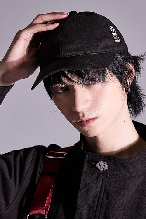 黒崎一護 モデル アウター＆ボディバッグ＆キャップ、平子真子 モデル アウター BLEACH 千年血戦篇