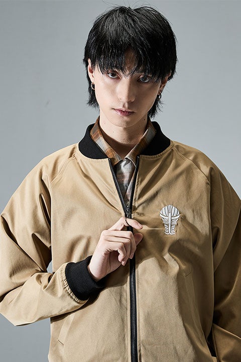 黒崎一護 モデル アウター＆ボディバッグ＆キャップ、平子真子 モデル アウター BLEACH 千年血戦篇