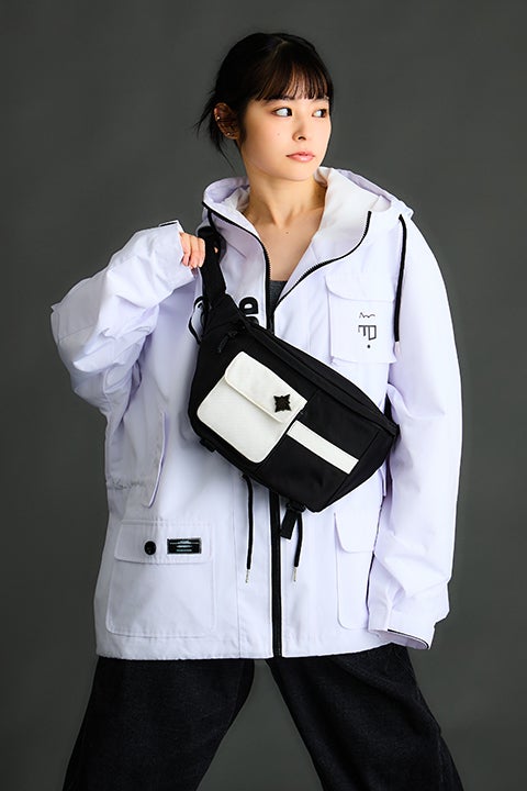 澄野拓海、蒼月衛人 ボディバッグ＆アウター HUNDRED LINE -最終防衛学園-