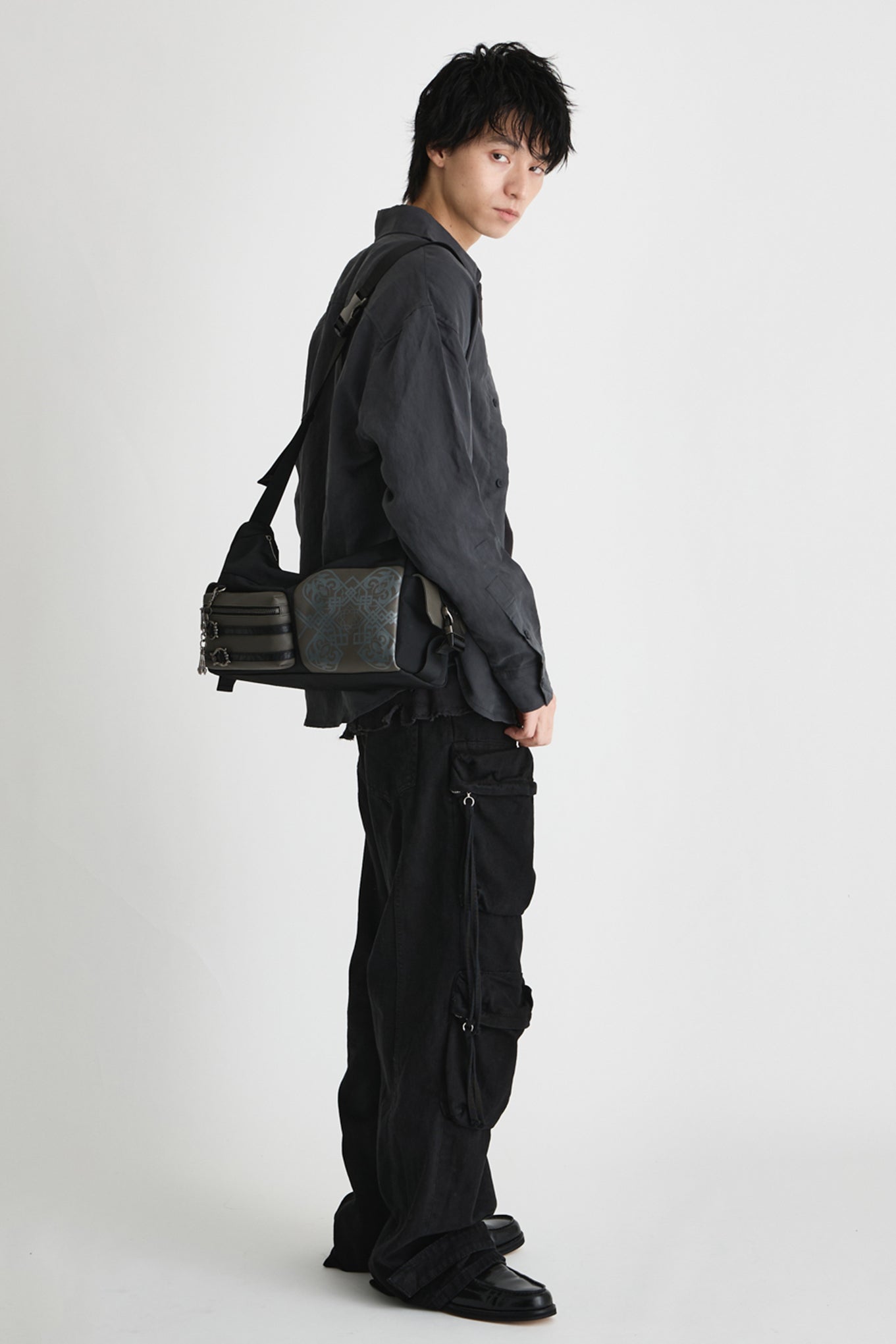白の書、ニーア、カイネ、エミール、ニーア(新宿) モデル 二つ折り財布、バッグ、ストール＆ストールピン、アウター NieR Replicant ver.1.22474487139...
