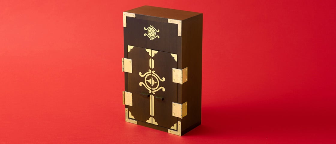 『劇場版モノノ怪』薬売りが背負う“背負子”の小物入れが登場！