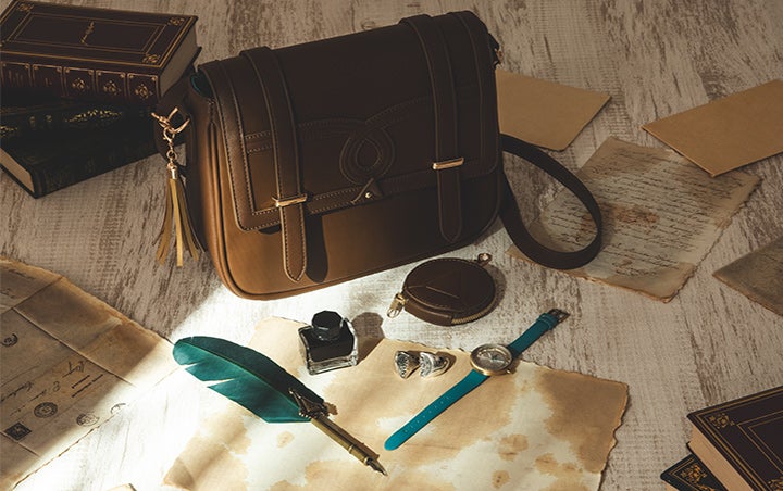 『とんがり帽子のアトリエ』からコラボアイテムが登場！